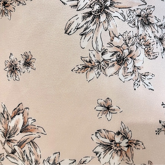 Pink floral light dress - Picture 5 of 5